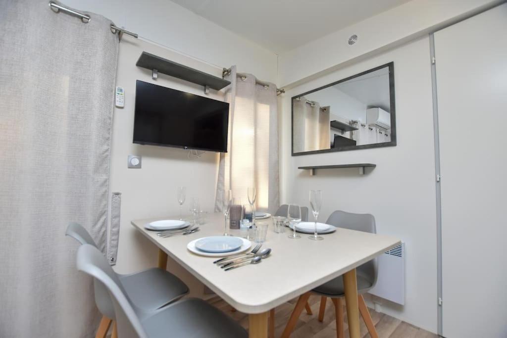 La Roselière ❁ Piscine ❁ Tranquillité Apartamento Saint-Hilaire-de-Riez Exterior foto
